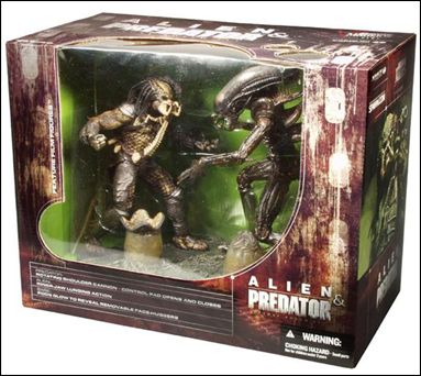 Movie Maniacs (Series 5) Deluxe Box Set figure 1 Alien and Predator