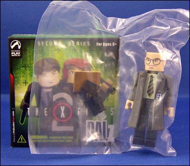 X-Files Palz (Series 2) figure 14 Walter Skinner "Field Operations" 1:64