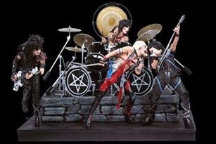 Motley Crue Deluxe Box Set Cover Image 1