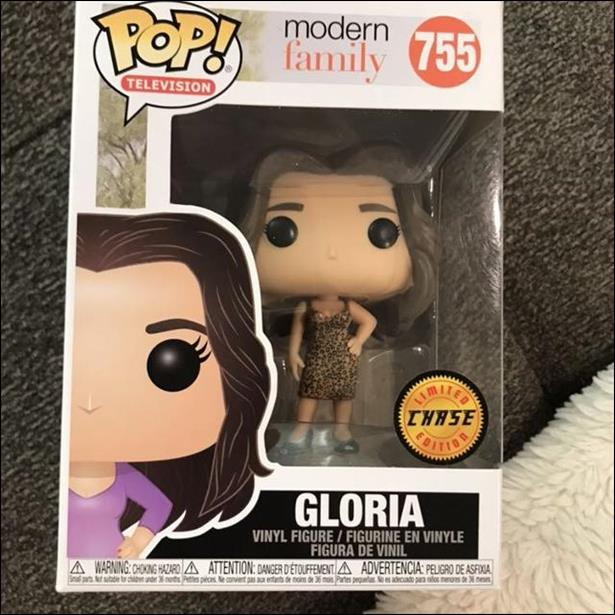 POP! Television figure 755-B Gloria (Leopard Print Dress)