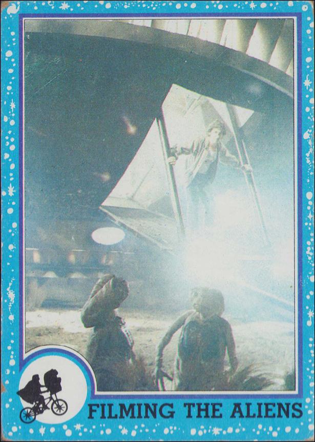 E.T. The Extra-Terrestrial (Base Set) card 84 Filming the Aliens
