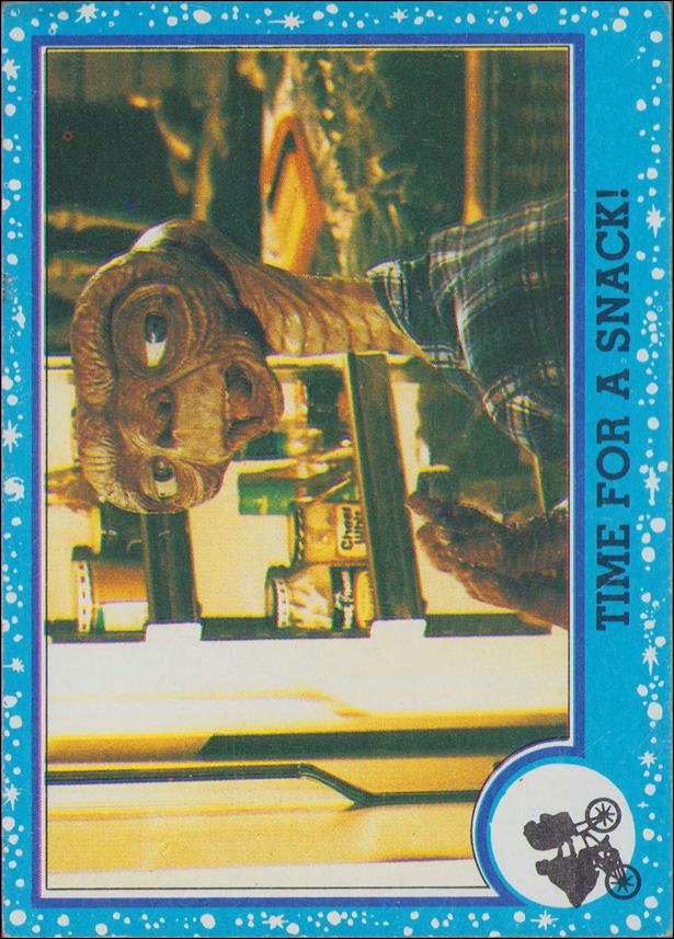 E.T. The Extra-Terrestrial (Base Set) card 26 Time For a Snack!