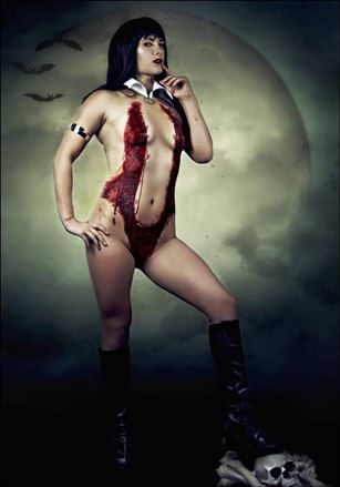 Vampirella/Dracula: Unholy issue 5-K 1:15 Virgin Cosplay Photo Cover