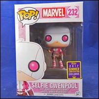 POP! Marvel figure 232 Selfie Gwenpool