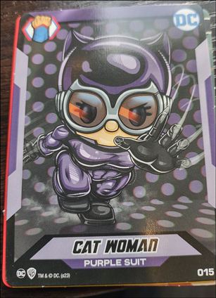 DC Comics Ooshies Collector Cards: Series 2 card 15 Catwoman: Purple Suit