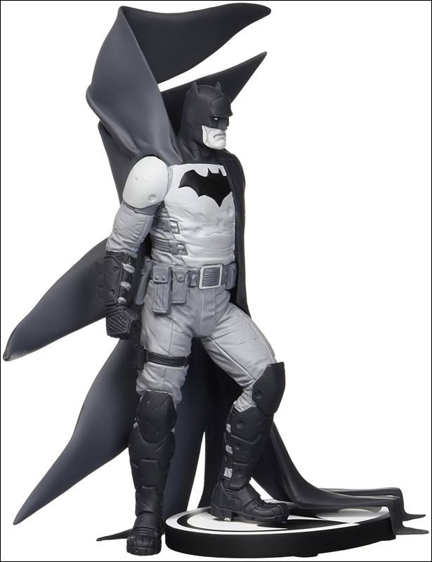 Batman: Black and White  item 73 Batman (Designed by Rafael Albuquerque) 1/5200