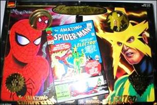 Famous Covers (2-Packs) figure 2 Spider-Man & Electro 1/12000