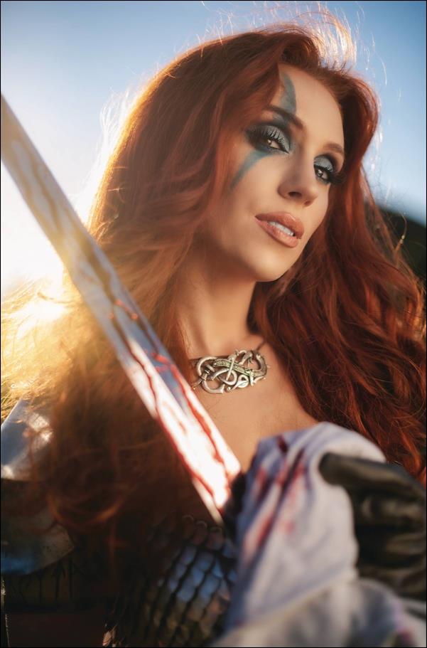 Immortal Red Sonja issue 4-N 1:20 Virgin Cosplay Photo Cover